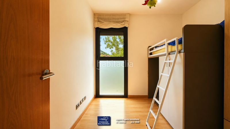 Foto 3fb5fce4-f6c6-43e8-a98a-4953bce4360a. Duplex avec chauffage parking dans Nord Oest - Can Noguera Garriga (La)