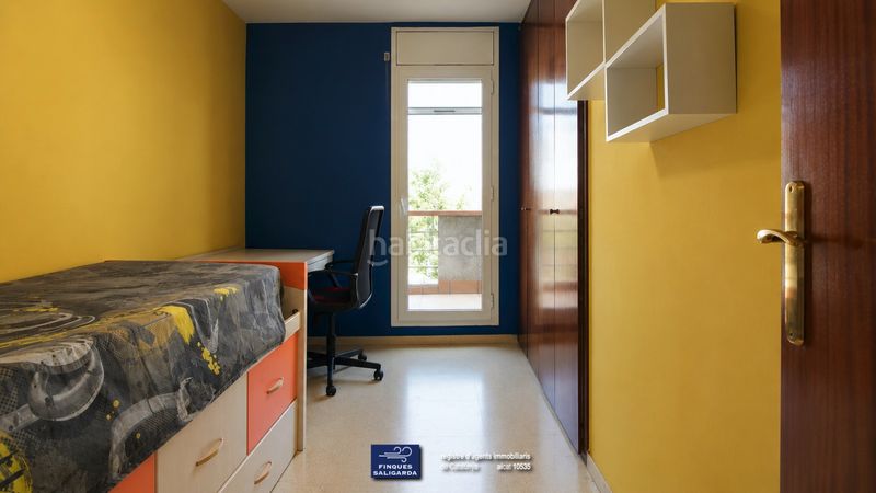 Foto 09dfe8ae-6136-495e-9645-f23d42cd3607. Casa adossada amb calefacció aparcament a Parets del Vallès