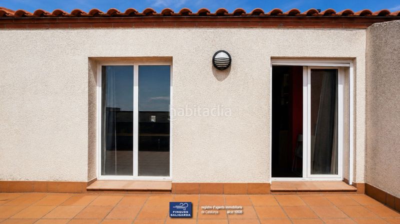 Foto 151bbce2-5368-4b4e-bdce-452b534a5bb1. Casa adossada amb calefacció aparcament a Parets del Vallès