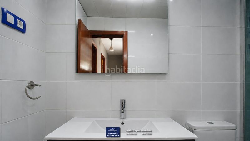 Foto 92d5454d-4611-4bde-8333-72a0fdd0b39d. Casa adossada amb calefacció aparcament a Parets del Vallès