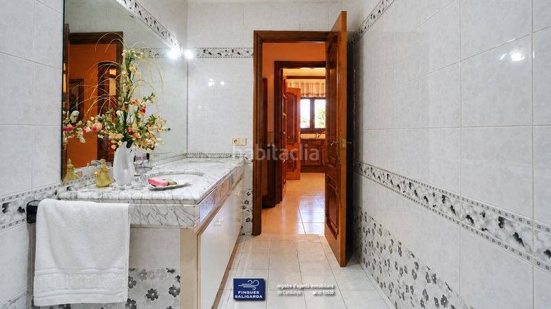 Foto 01d46d0d-9c8c-47ec-8ce0-b563baff41e1. Casa en Canovelles