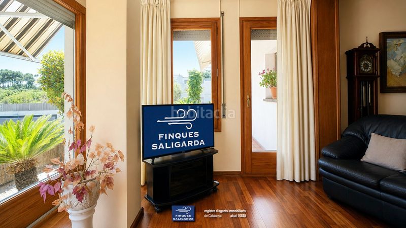 Foto 7170cd0b-4129-4bd2-8044-683a5d81e314. Casa en Canovelles