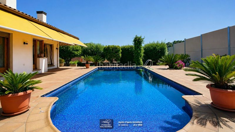 Foto 92954160-3d87-439f-845a-1d31fc7c0ae0. Casa en Canovelles