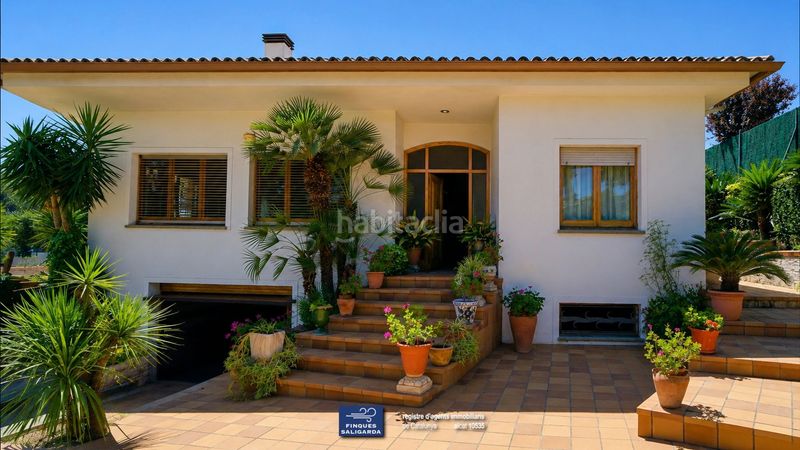 Foto 9920c417-d8f4-40bd-8820-e398533dedae. Casa en Canovelles