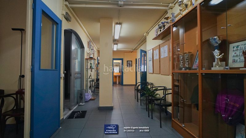 Foto b07dfff7-0d02-46fa-9e94-3bda86428567. Edifici a Congost Granollers
