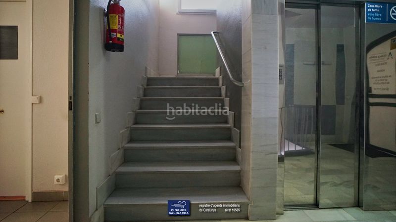 Foto f4b5f282-94ff-4deb-94b1-7125bd629979. Edifici a Congost Granollers