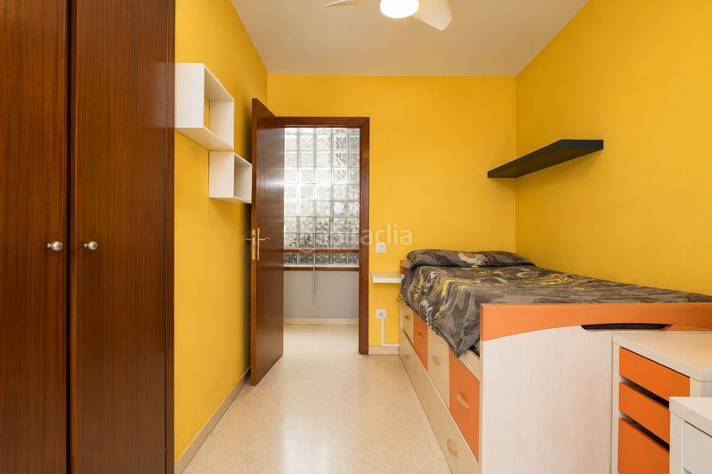 Foto b947537a-2a08-4992-9e7c-0024bd884051. Casa adossada amb calefacció aparcament a Parets del Vallès