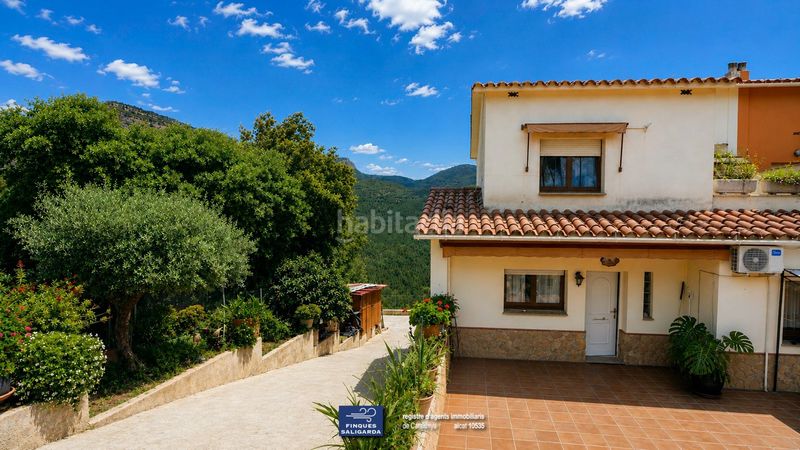 Foto bdb3a98e-18ad-410d-b0ad-df82e466bfc0. Casa adossada amb calefacció a Bigues i Riells del Fai