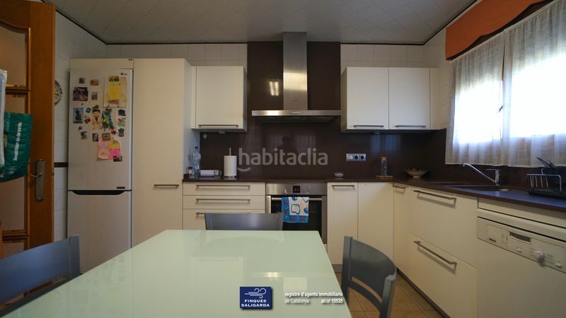 Foto 46e7ef74-7a9a-4fd7-aad9-137fc085fef4. Casa amb calefacció aparcament a Canovelles