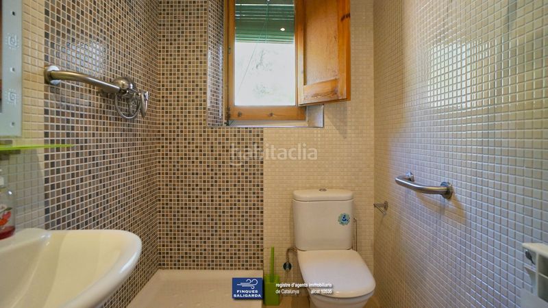 Foto e5afc8cb-d906-40ba-a95c-ef00223ecce1. Casa adosada en Nord Oest - Can Noguera Garriga (La)