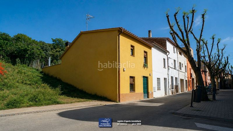 Foto f7d767e1-948f-4c35-8dde-8d7fb395c1cb. Casa adosada en Nord Oest - Can Noguera Garriga (La)