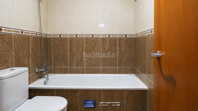 Foto 6c2cdae9-dc13-412b-a108-af8bb63d13fd. Casa adossada amb calefacció aparcament piscina a Garriga (La)
