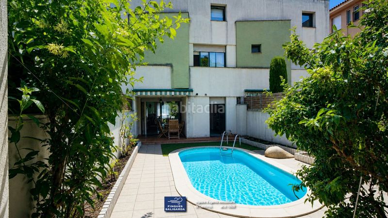 Foto c12c6b9f-8a9b-4525-b3d7-7333e0a38369. Casa adossada amb calefacció aparcament piscina a Garriga (La)