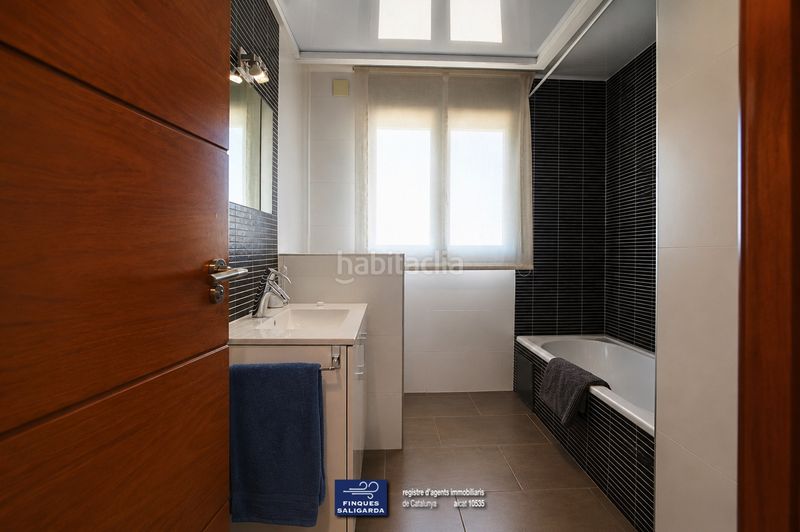 Foto c462f626-7a7d-4e1f-aa09-ab7513164889. Casa amb calefacció aparcament piscina a Lliçà de Vall