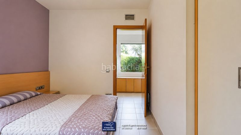 Foto a9d49043-7340-4103-9a1a-b70b40a75e56. Casa amb calefacció aparcament piscina a Canovelles