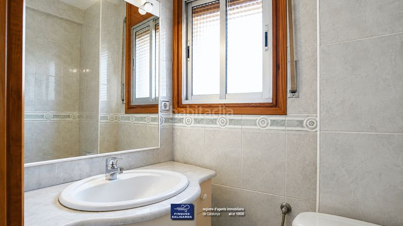 Foto c16e02dd-4f3b-4f2e-88f3-65d4b6fae301. Edificio en Caldes de Montbui