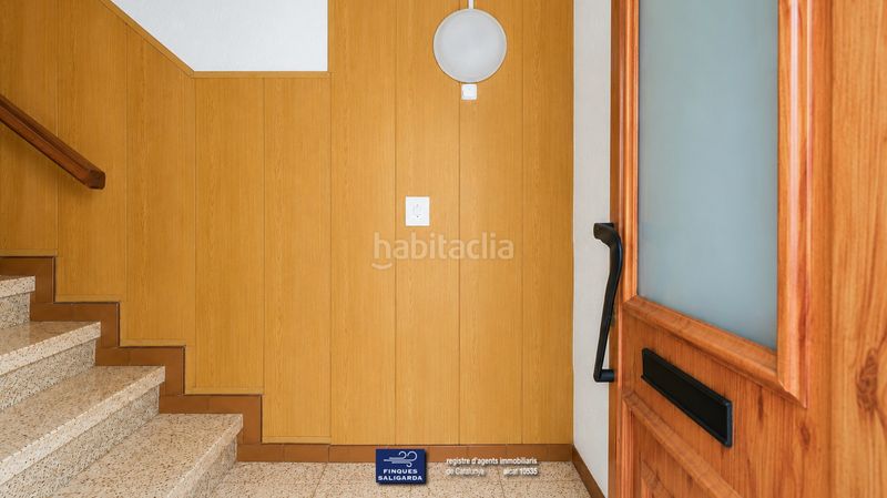 Foto d233c4d8-f9f2-4992-a072-eca6d9f9e768. Edificio en Caldes de Montbui