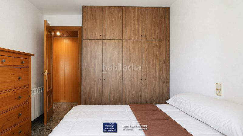 Foto f55d1aee-c398-4feb-aefd-40efe63d6cb3. Edificio en Caldes de Montbui