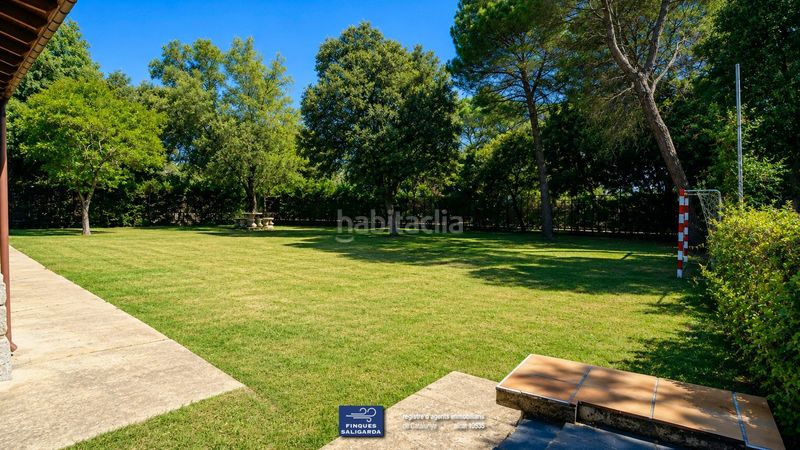 Foto c30320a3-ac68-41c5-92be-866e774c4bd7. Haus mit heizung parking in Seva