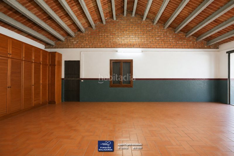 Foto fe78a9a2-fb98-47d2-8e4d-d314ad3663fe. Haus mit heizung parking in Seva