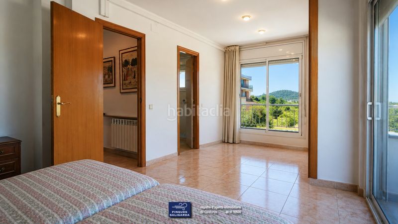 Foto 038e37ae-86fd-45e7-b9d6-3a564a21d818. Casa adossada amb calefacció aparcament a Montserrat - El Passeig Garriga (La)