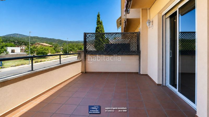 Foto 0c905feb-9e9d-42c8-bbb7-97fa6b805a49. Casa adossada amb calefacció aparcament a Montserrat - El Passeig Garriga (La)