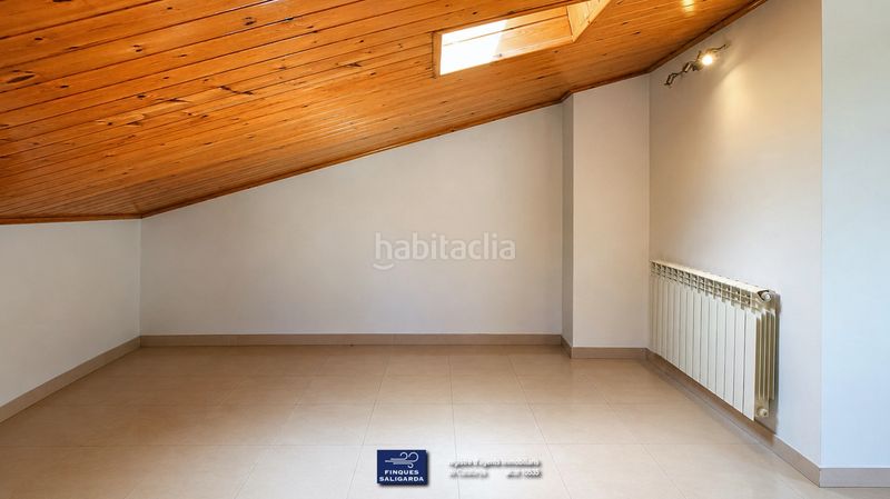 Foto 102a4678-d006-4231-985f-ff9dcc7d5fdf. Casa adossada amb calefacció aparcament a Montserrat - El Passeig Garriga (La)