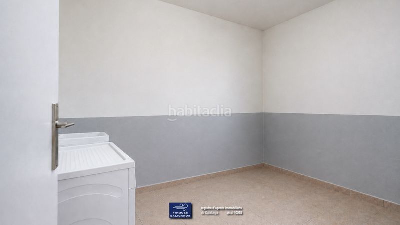 Foto 41f3e3e0-1fd8-4c44-9fca-b8275ae16b38. Casa adossada amb calefacció aparcament a Montserrat - El Passeig Garriga (La)