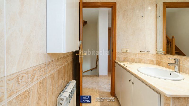 Foto e8688443-46b8-43ce-bdce-594aa3d649bb. Casa adossada amb calefacció aparcament a Montserrat - El Passeig Garriga (La)