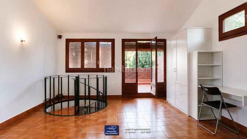 Foto f3a5f26e-c163-4e8a-80db-c281ee9b37b1. Maison avec chauffage parking piscine dans Cànoves i Samalús