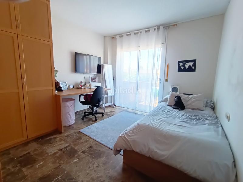 Foto 4afc9f97-4166-474d-9114-b036e807d636. Casa adossada a carrer pisa 6 a Els Ametllers Cambrils