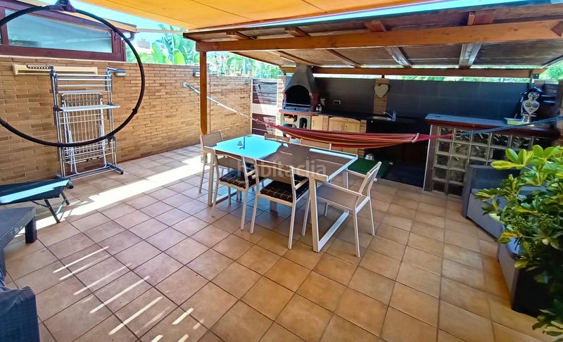 Foto 9d3c3cea-7a83-428a-aca2-d2e5f1170355. Casa adossada a carrer pisa 6 a Els Ametllers Cambrils