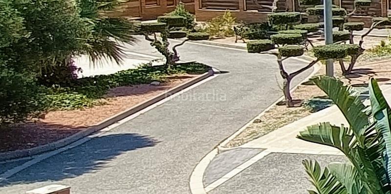 Foto ed0b7864-87d8-47a9-866b-85f0e701862b. Casa adossada a carrer pisa 6 a Els Ametllers Cambrils