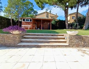 Chalet en Avinguda vilafortuny 0. Exclusivo chalet en parcela de 1.231 m2. con bonitas vistas, gra