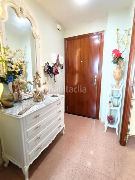 Foto 4d5d4140-d4d0-4af7-b352-6eebc7e8d276. Piso en carrer de santa anna 95b amplio piso en un estado impecable con 3 dorm.(antes 5) y garaje privado en Vendrell (El)