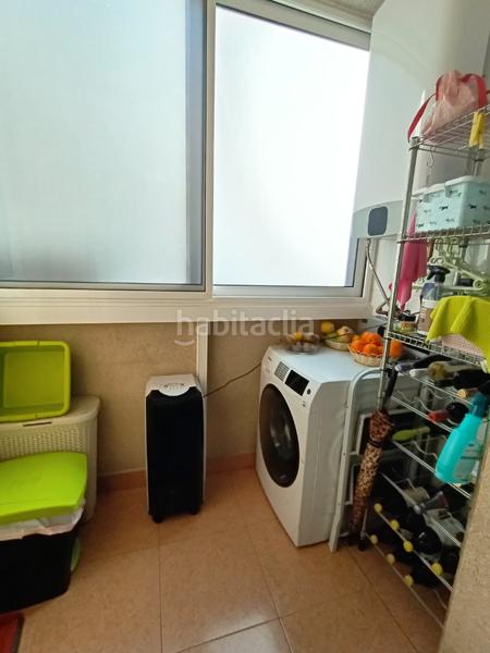Foto eda955c9-f351-4634-b7df-7d80d89e847c. Piso en carrer de santa anna 95b amplio piso en un estado impecable con 3 dorm.(antes 5) y garaje privado en Vendrell (El)
