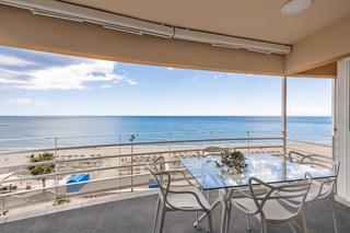 Affitto Appartamento in Las Gaviotas - Carvajal. Disponible alquiler septiembre 2.025. 1 linea de playa en fuengi
