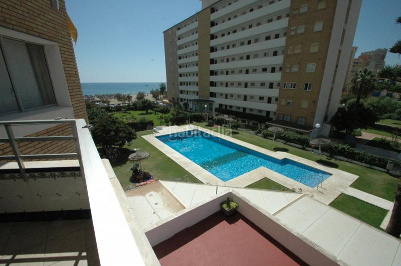 Foto 3e1eb874-db06-4039-81be-55132d0ee29c. Alquiler piso alquiler por temporadas de invierno o verano 1 línea, 1 dormitorio. piscina en Fuengirola