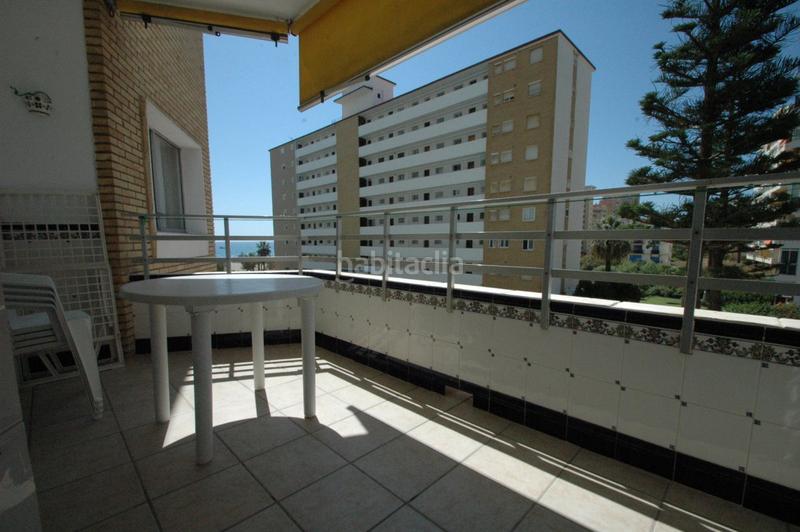 Foto ad6eb6b4-5ef5-4210-bf7f-c94dca469e39. Alquiler piso alquiler por temporadas de invierno o verano 1 línea, 1 dormitorio. piscina en Fuengirola