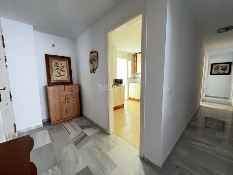 Foto 0fde87d5-5720-4a40-aa7a-e8f5353497cc. Location appartement avec parking piscine dans Los Boliches Fuengirola