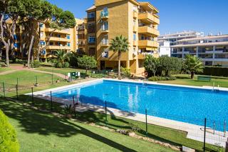 Appartement à El Faro de Calaburra - Chaparral. Amplio piso en calahonda. 3 dormitorios. 2 baños. reformado inte