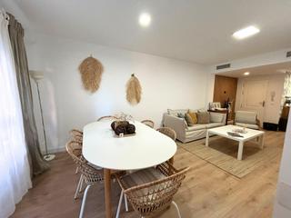 Apartament a Los Boliches. Espectacular piso boliches. 3 dormitorios. 2 baños. garaje. pisc