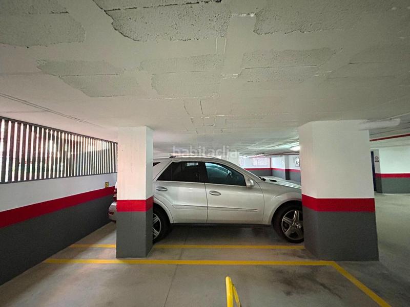 Foto 51f9c5b1-2fa5-4570-b821-3466d80fdc47. Apartamento espectacular piso boliches. 3 dormitorios. 2 baños. garaje. piscina. pista de padel. en Fuengirola