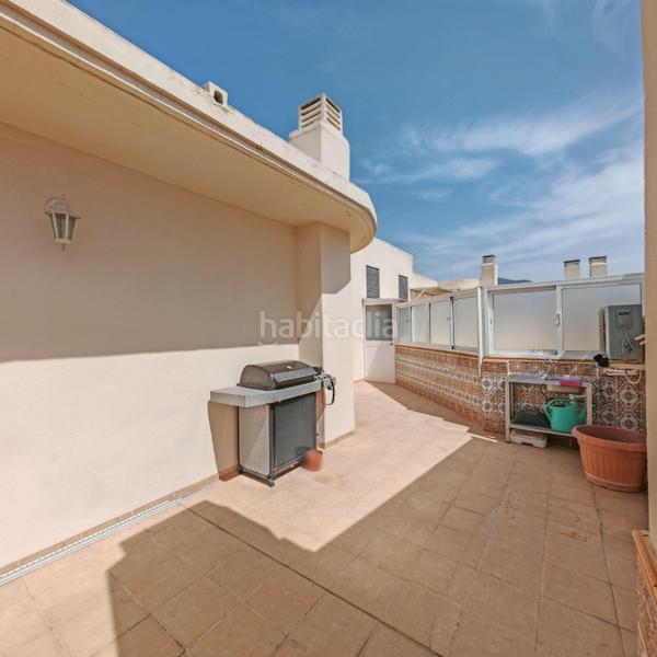 Foto 7634d6d6-ef44-4168-ae9e-8bde563c639d. Àtic amb calefacció aparcament piscina a Centro ciudad Fuengirola