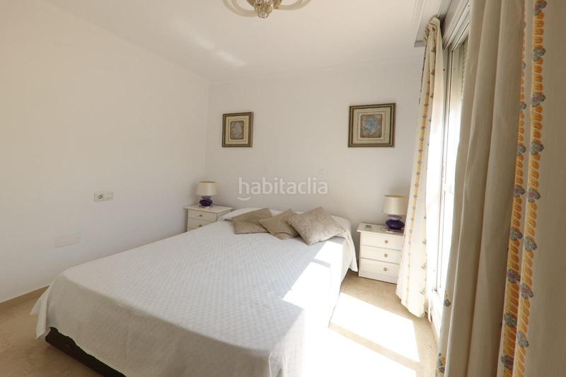 Foto a7c34680-197c-4949-a190-acf485c1a007. Àtic amb calefacció aparcament piscina a Centro ciudad Fuengirola