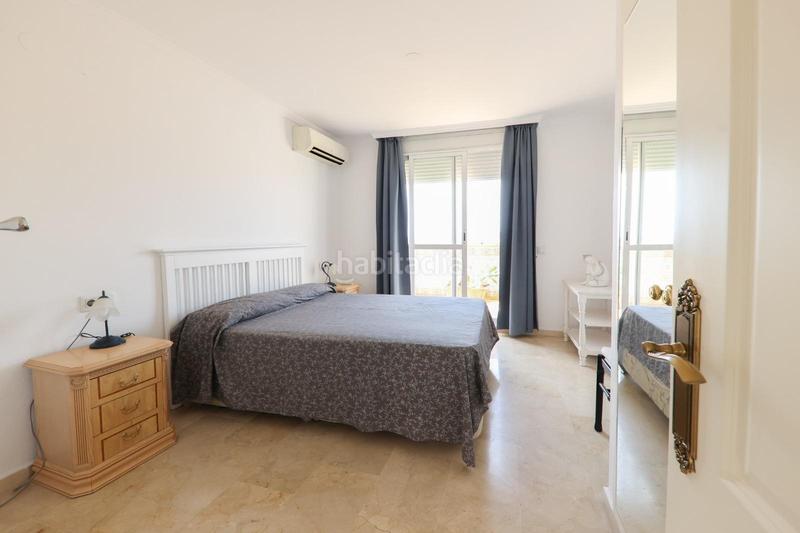 Foto c96a8173-c918-4f86-8993-d9713f19cae2. Àtic amb calefacció aparcament piscina a Centro ciudad Fuengirola