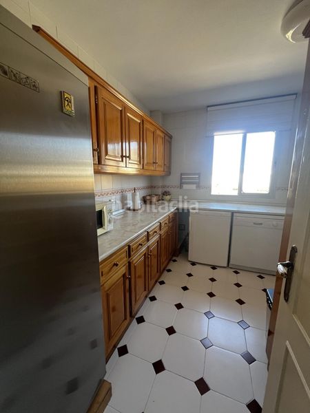 Foto 620f2853-9581-4ef3-b53b-57cfd1c9e62b. Miete appartement mit parking pool in Playa de los Boliches Fuengirola