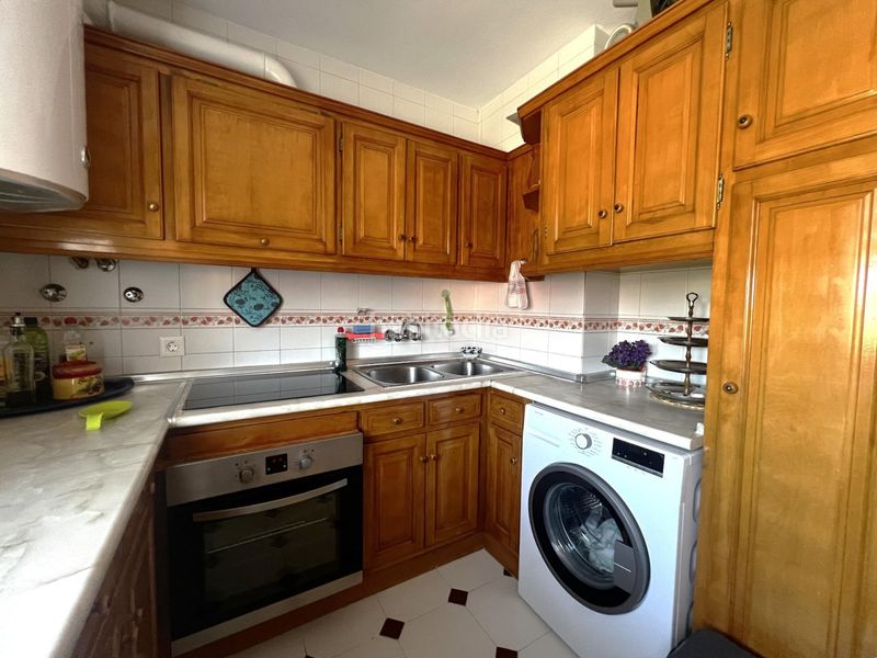 Foto 80e450eb-9950-4b6f-ab4b-ef505bb45e56. Miete appartement mit parking pool in Playa de los Boliches Fuengirola