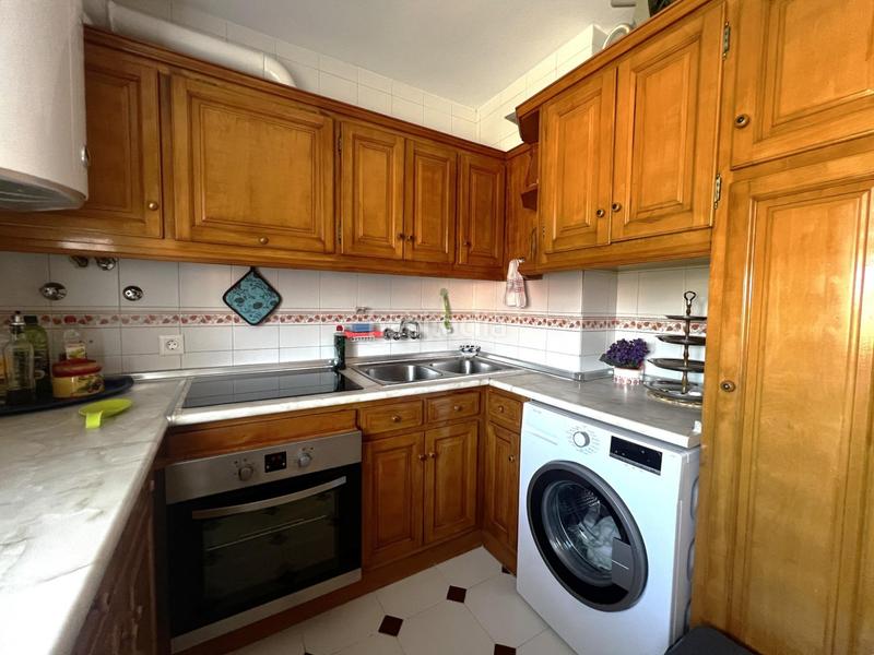 Foto 80e450eb-9950-4b6f-ab4b-ef505bb45e56. Miete appartement mit parking pool in Playa de los Boliches Fuengirola