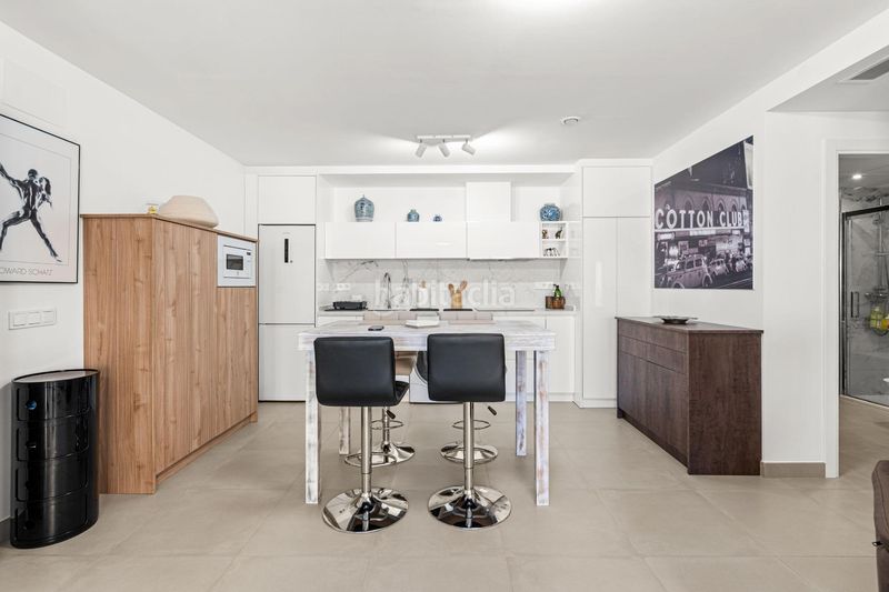 Foto e9a2a6a0-0f3b-4ada-82ca-3feb51d7622b. Apartament amb calefacció a Puerto Deportivo Fuengirola